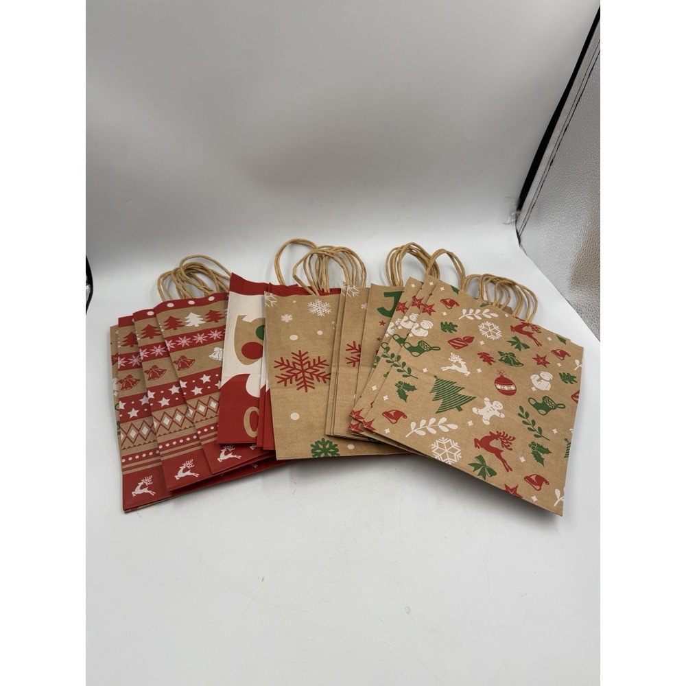 15 PCS Christmas Gift Bags for Present Wrapping, Holiday Paper Goodie Bag